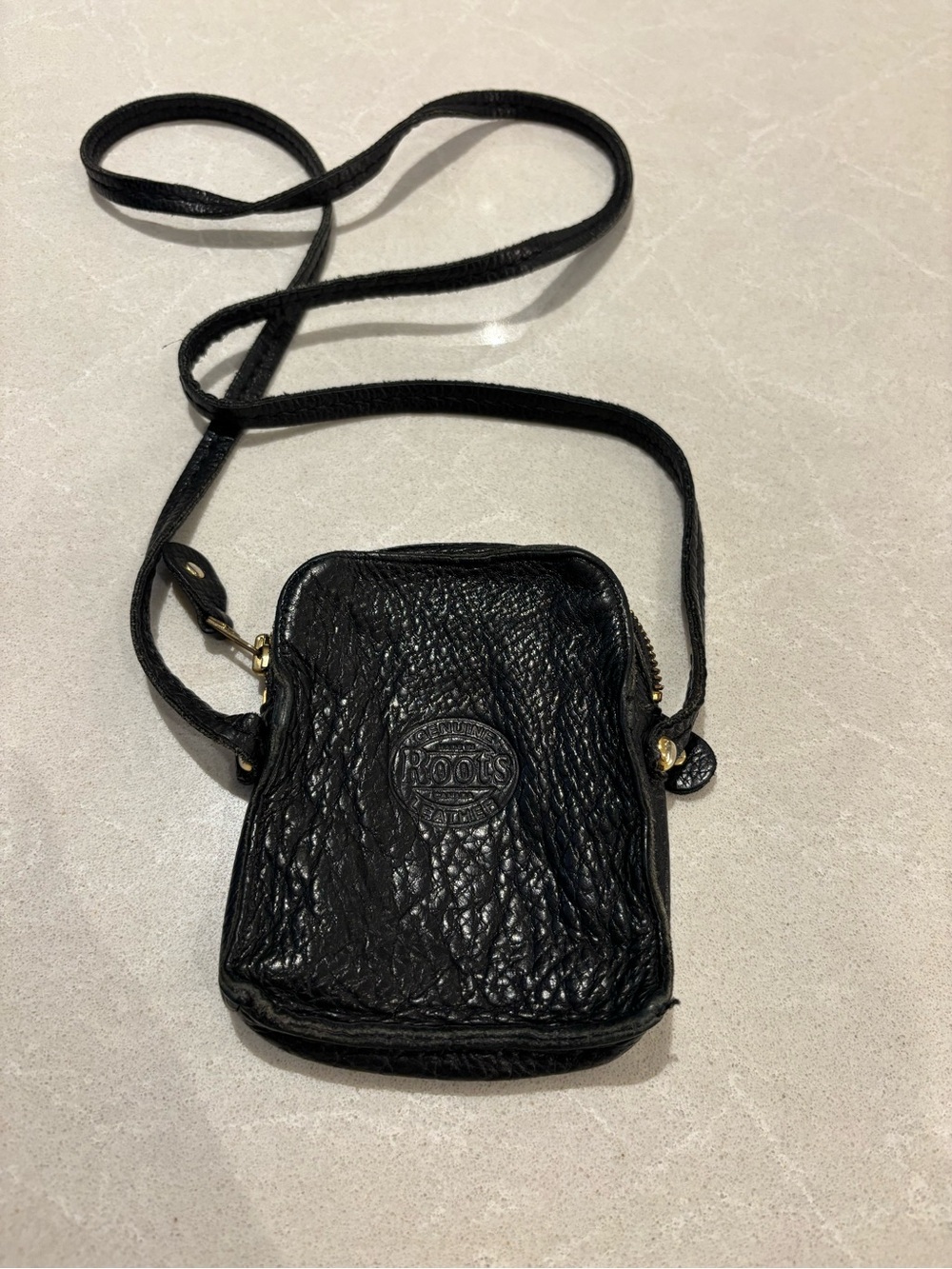 Vintage ROOTS Canada Black Pebbled Leather Mini Crossbody Pouch Bag